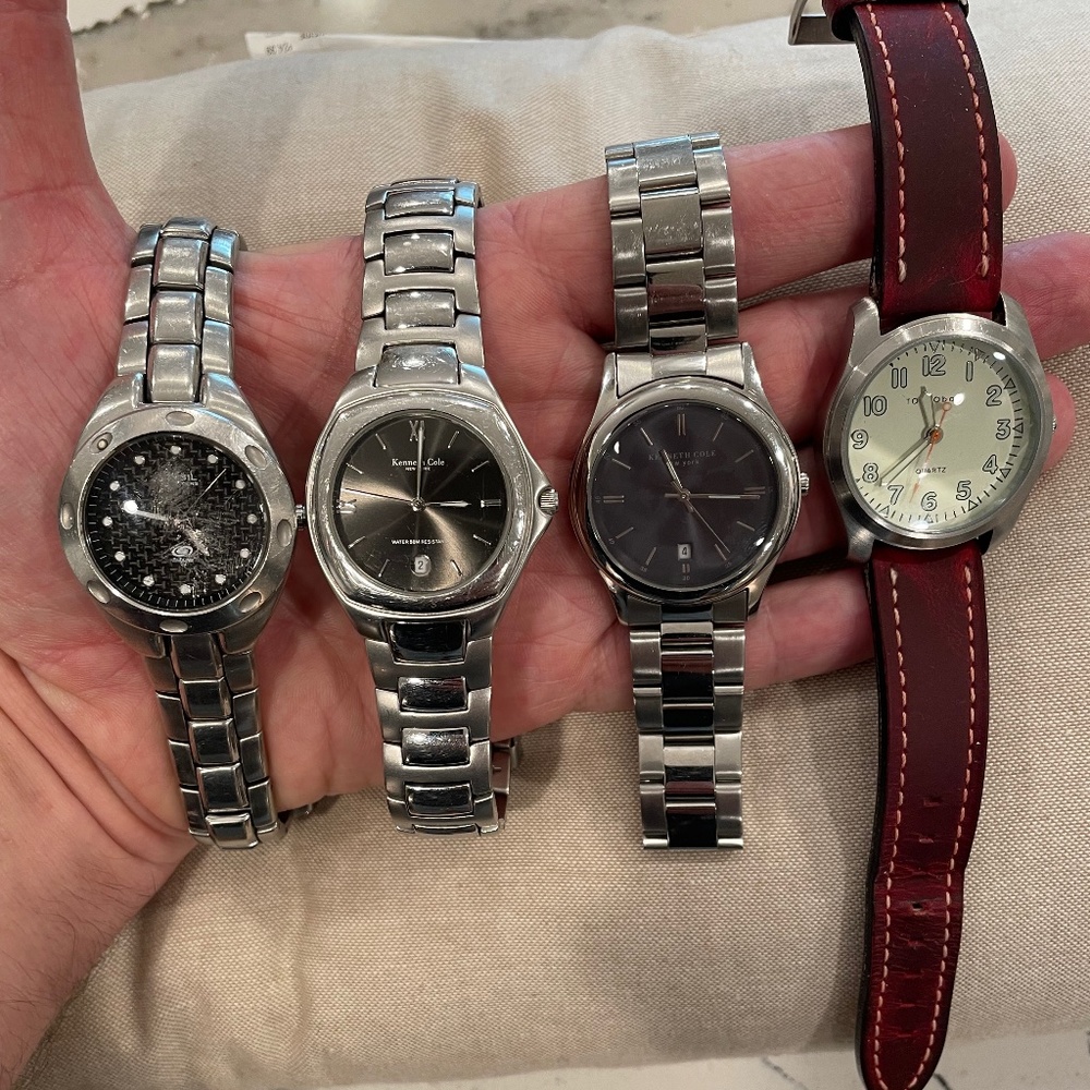 Set of 4 watches: Fossil, Kenneth Cole, Tokyobay